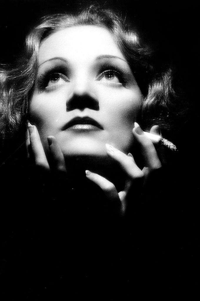 Marlene Dietrich set 1932’s Shanghai Express. Фото: pinterest.com